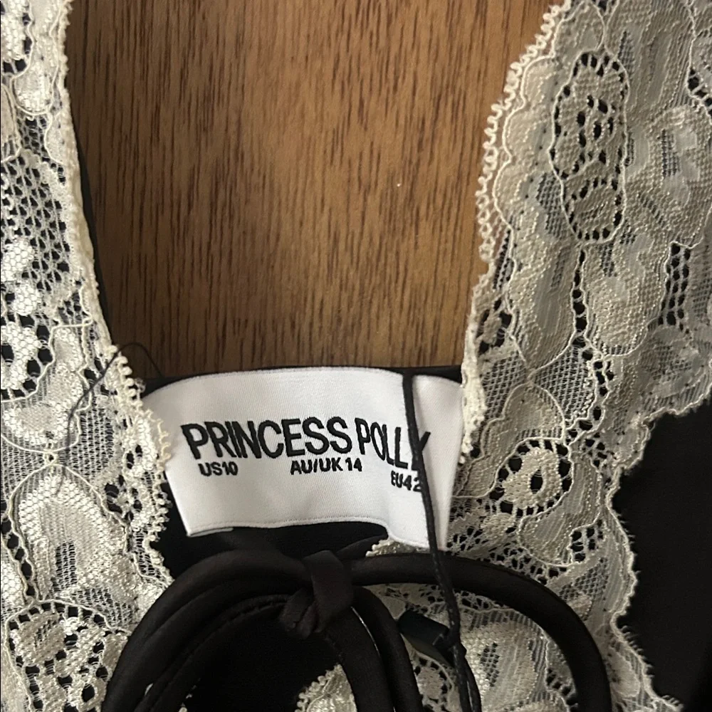 NWT Black and Cream Lace Maxi Dress - Picture 10 of 10